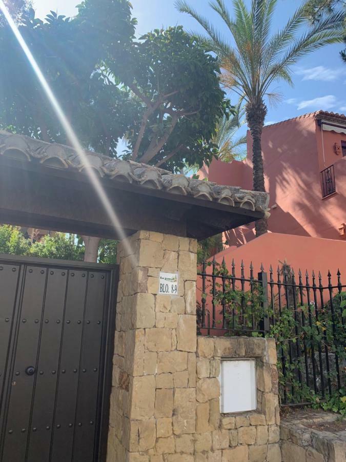 Beachside Apartment in Marbella Exterior foto