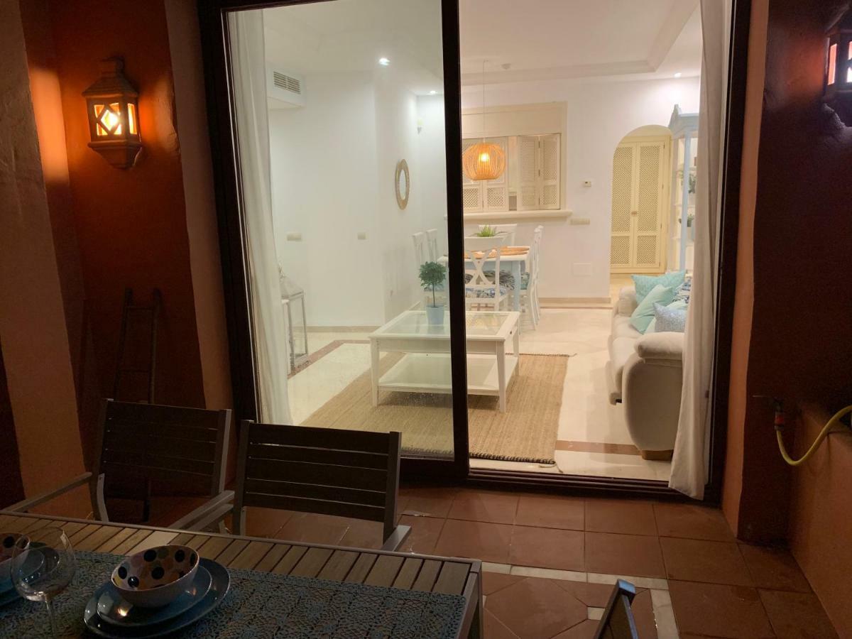 Beachside Apartment in Marbella Exterior foto