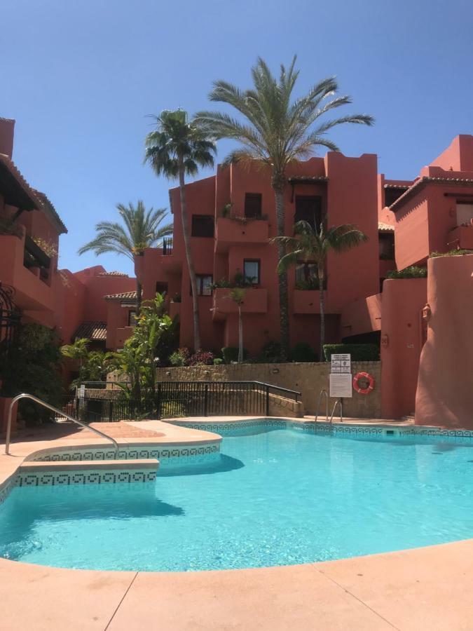 Beachside Apartment in Marbella Exterior foto