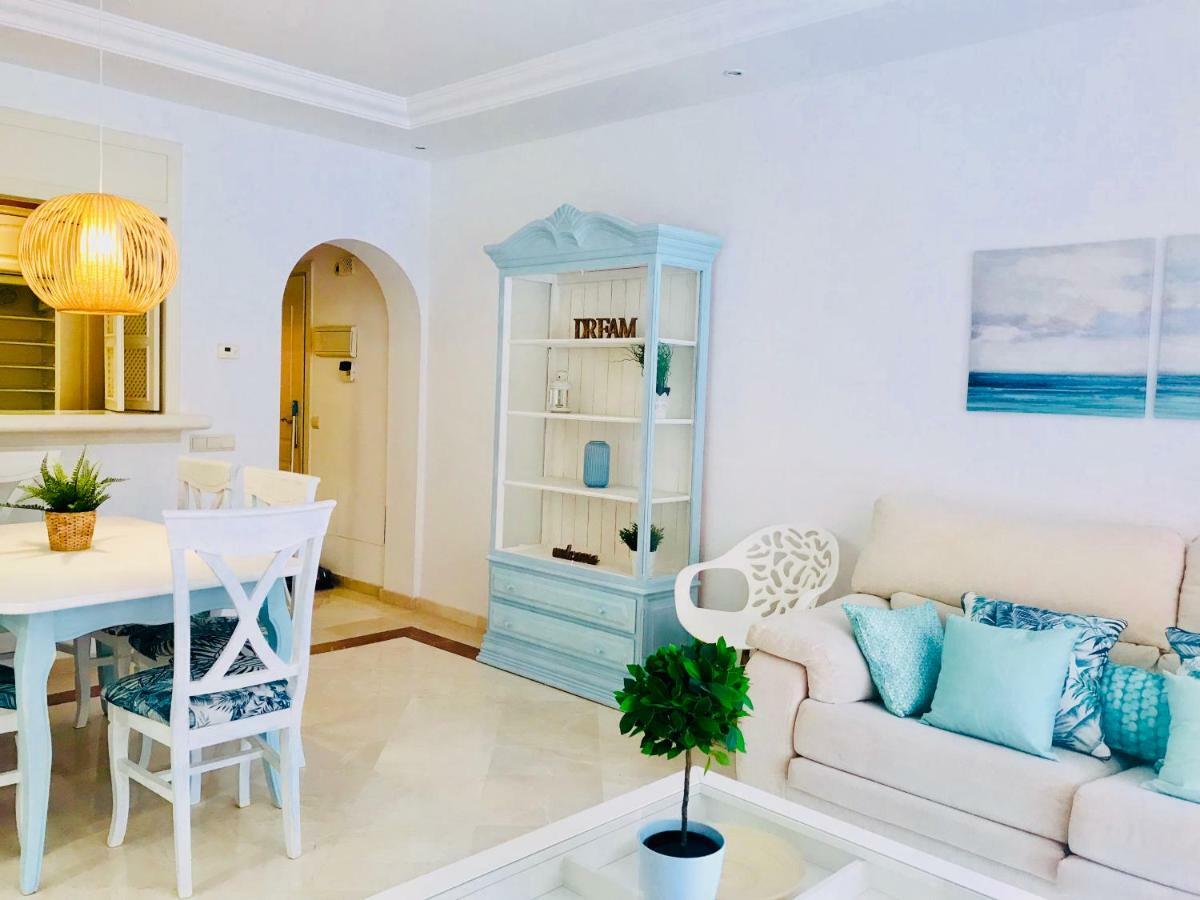 Beachside Apartment in Marbella Exterior foto