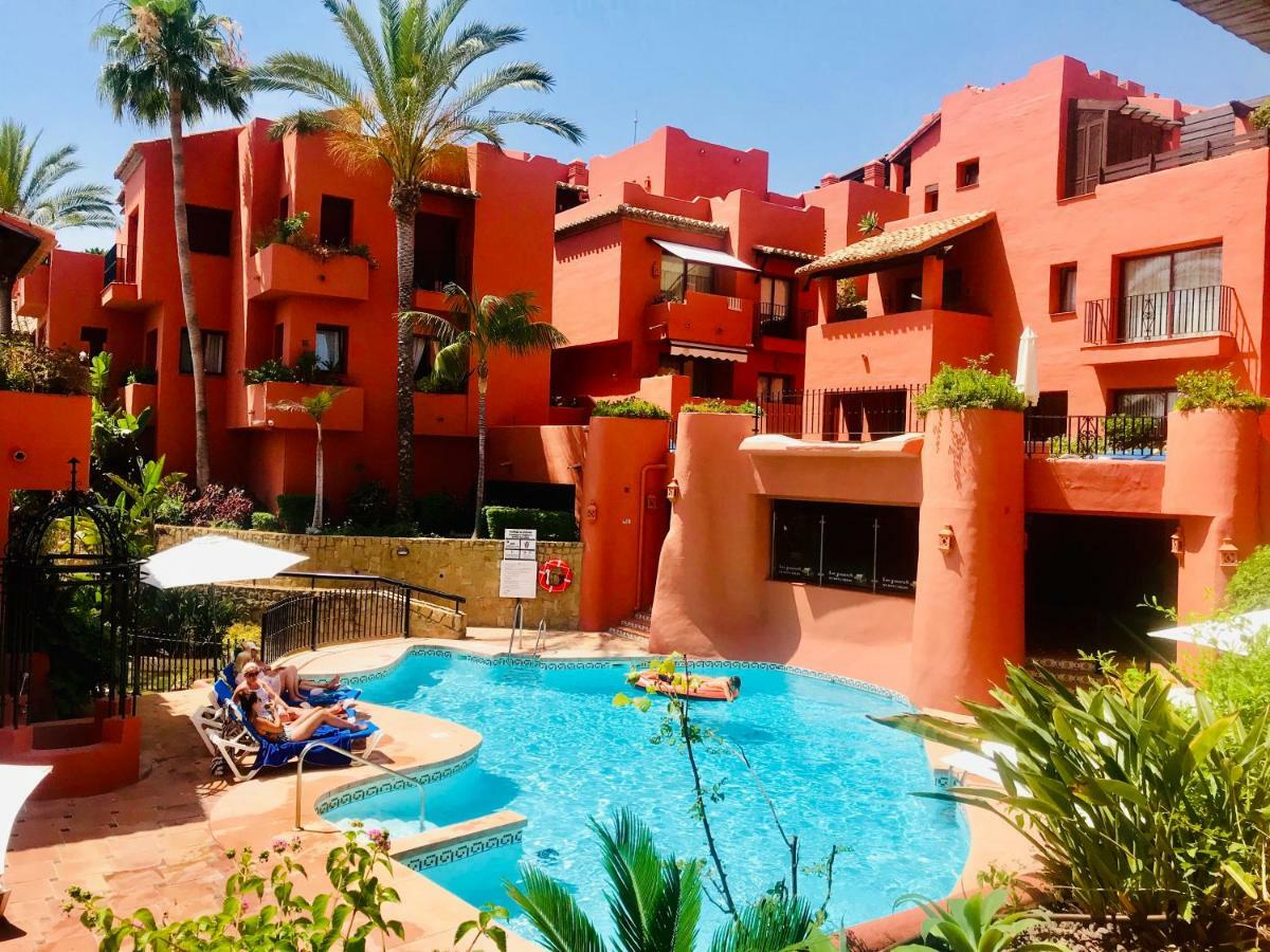 Beachside Apartment in Marbella Exterior foto