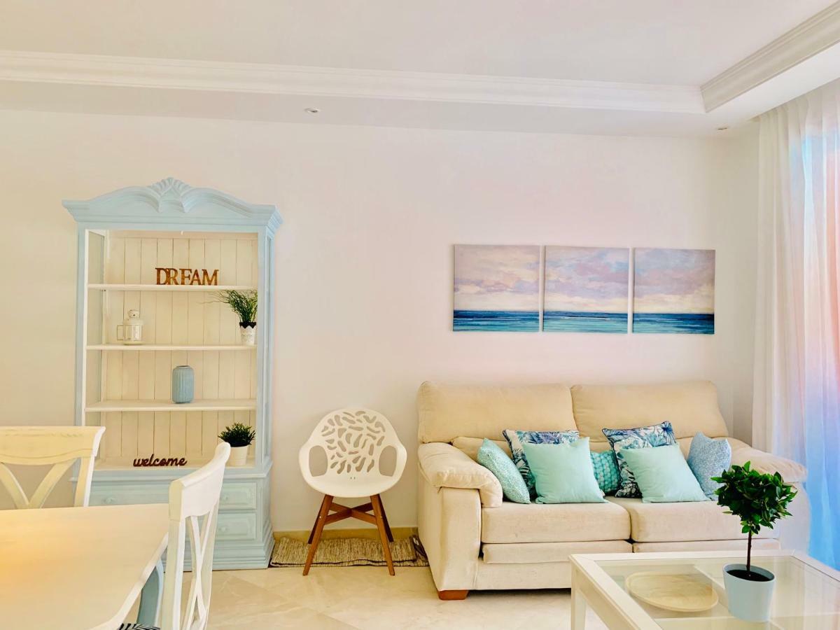 Beachside Apartment in Marbella Exterior foto