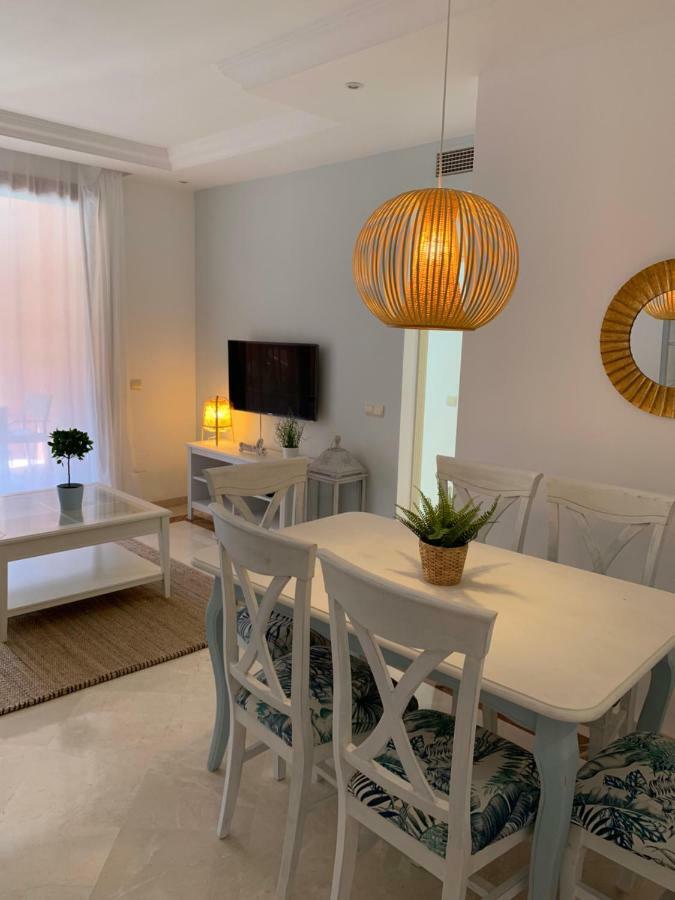 Beachside Apartment in Marbella Exterior foto